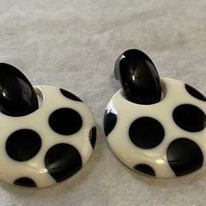 White & Black Polka Dot Lucite Pierced Earrings